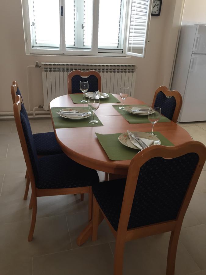 Guest House Punta Grzan Petrcane Eksteriør billede